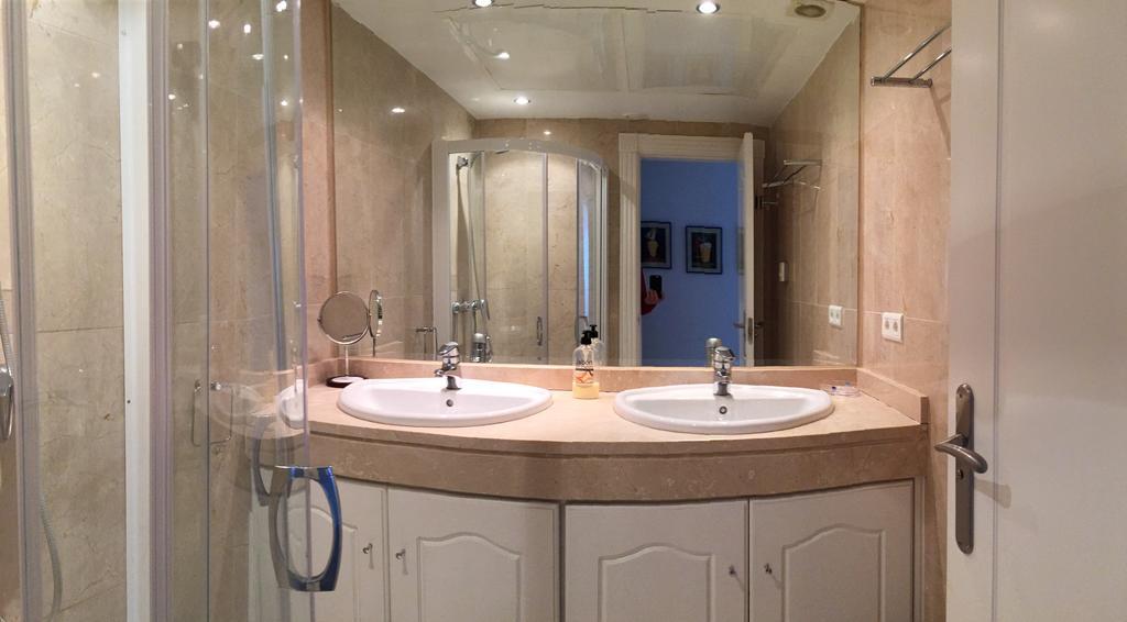 Sinfonia Del Mar Apartment Estepona Eksteriør billede