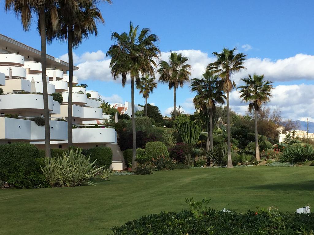 Sinfonia Del Mar Apartment Estepona Eksteriør billede