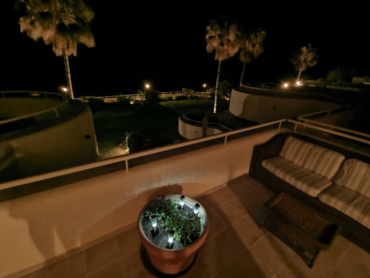 Sinfonia Del Mar Apartment Estepona Eksteriør billede