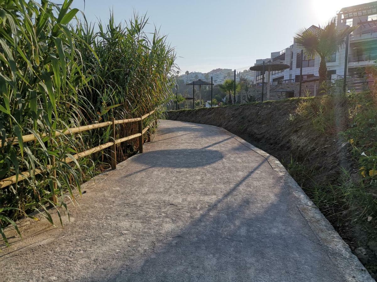 Sinfonia Del Mar Apartment Estepona Eksteriør billede